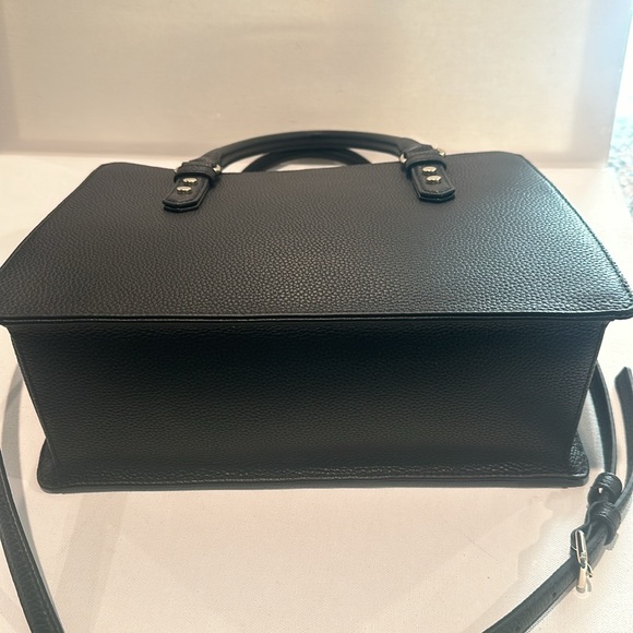 NWT Kate Spade Leather Mulberry Street Crossbody Handbag W/ three compartments. - Picture 7 of 13